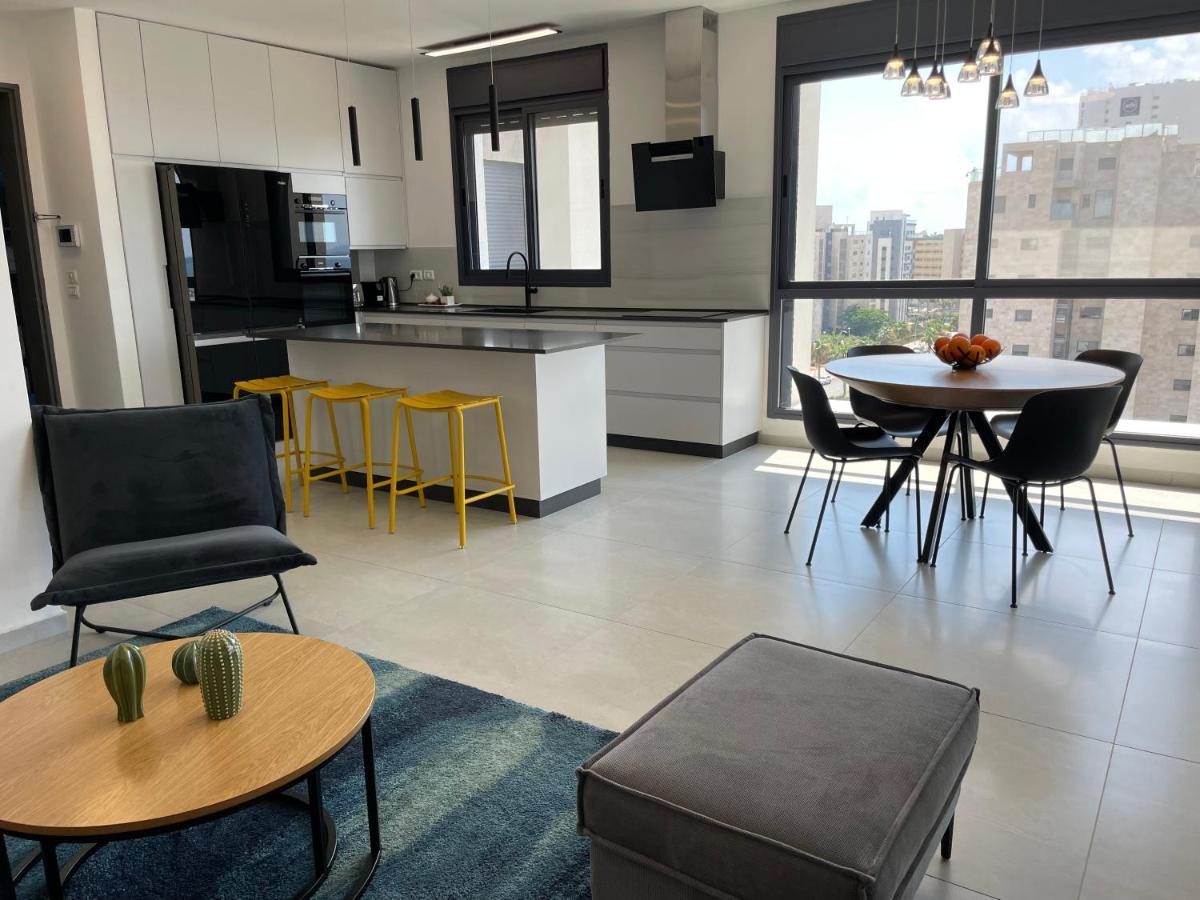 #דירת יוקרה על הים Sunset Beach Apartment# Givat Olga Eksteriør bilde