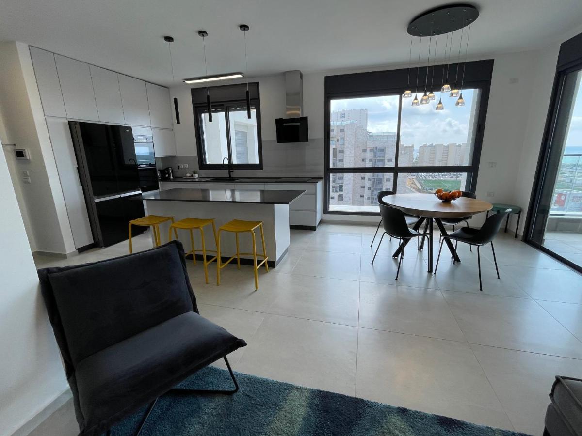 #דירת יוקרה על הים Sunset Beach Apartment# Givat Olga Eksteriør bilde